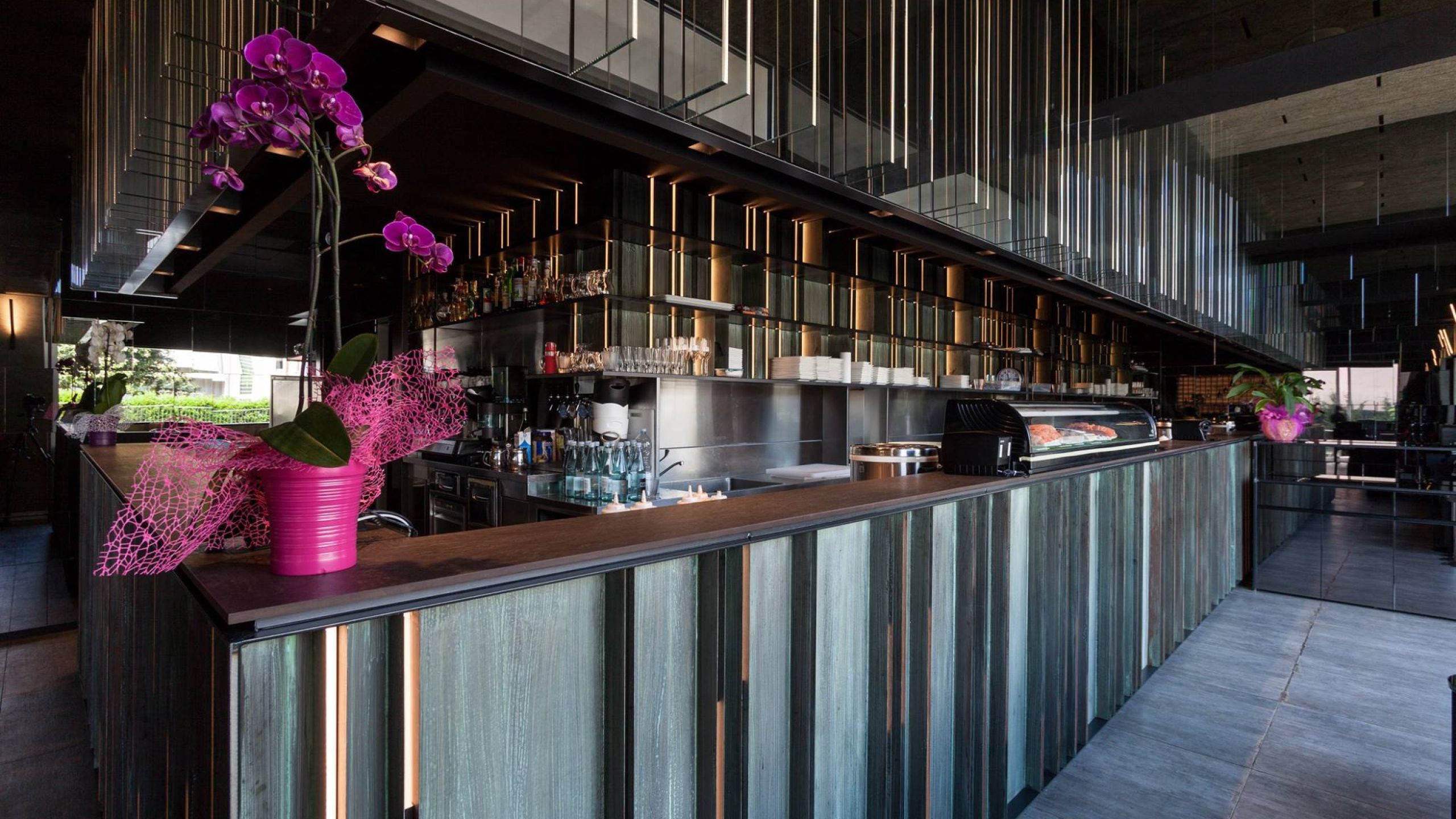 sushi club allestimenti interni